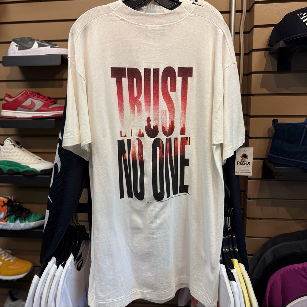 Vintage 1995 The X Files Trust No One Movie T-shirt XL
